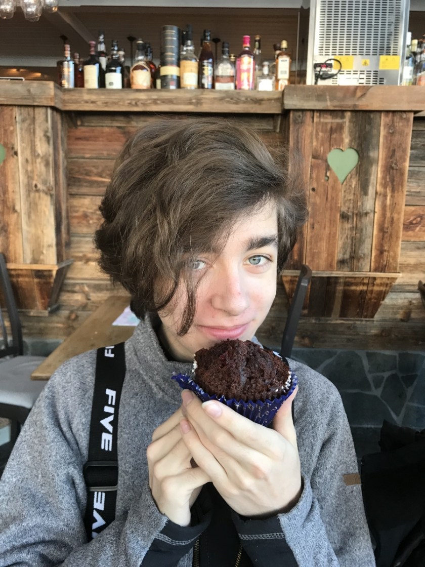 E8816298-E0E0-4FDF-824A-7873C4883B37