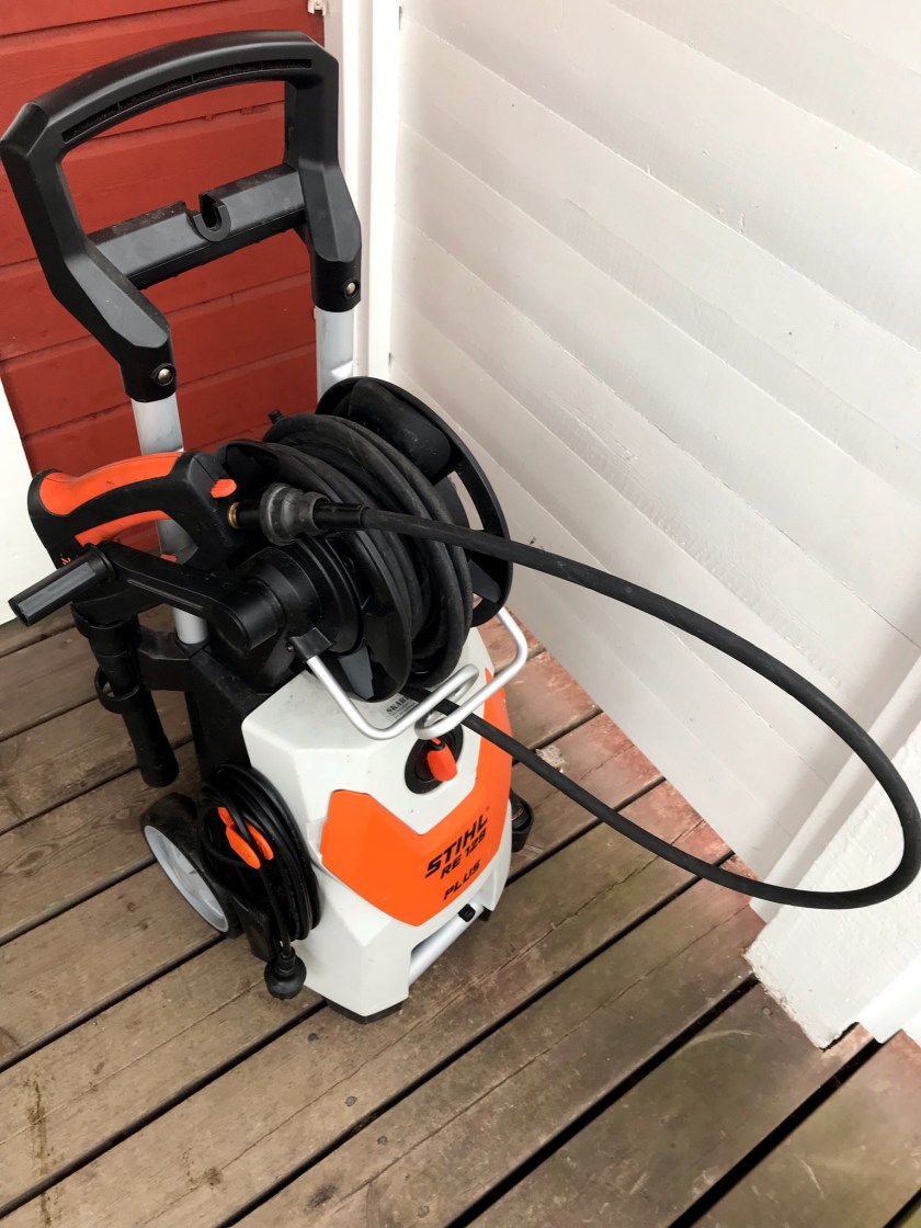 B03DEF03-90D1-451A-BB6E-15A7FAC61438