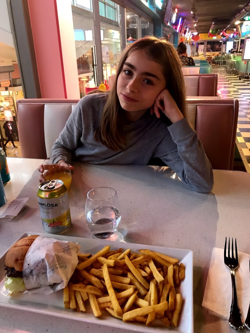 8BAAFDE8-A080-4193-9291-2CD52D42B9E0